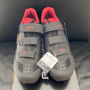 ** NEW. ** GARNEAU MULTI AIR FLEX II CYCLING SHOE EU 45 USA SHOE SIZE 10.75